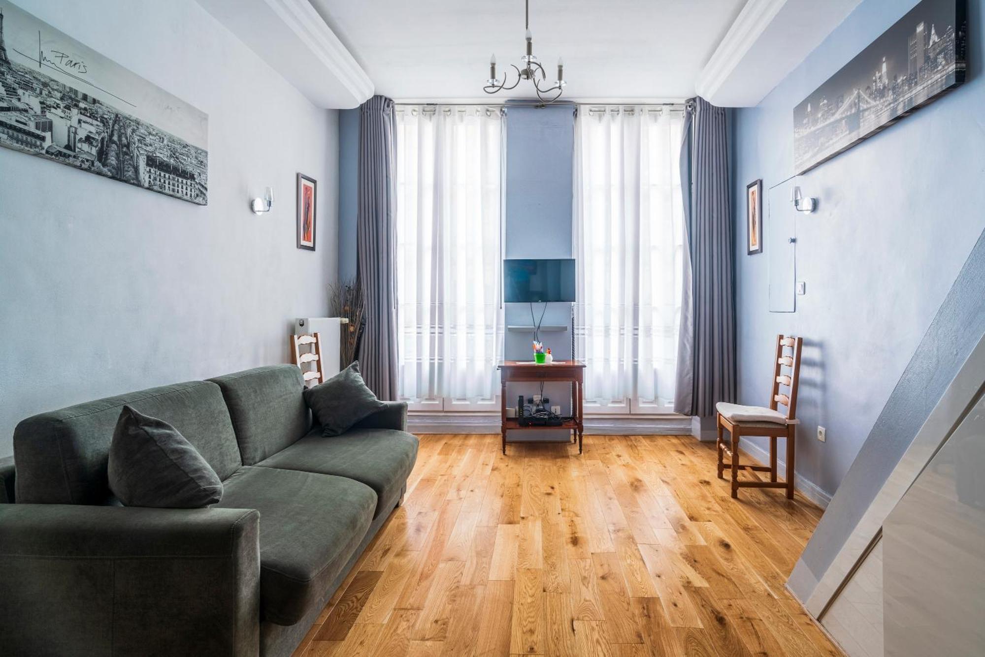 Louvre Chatelet * Paris