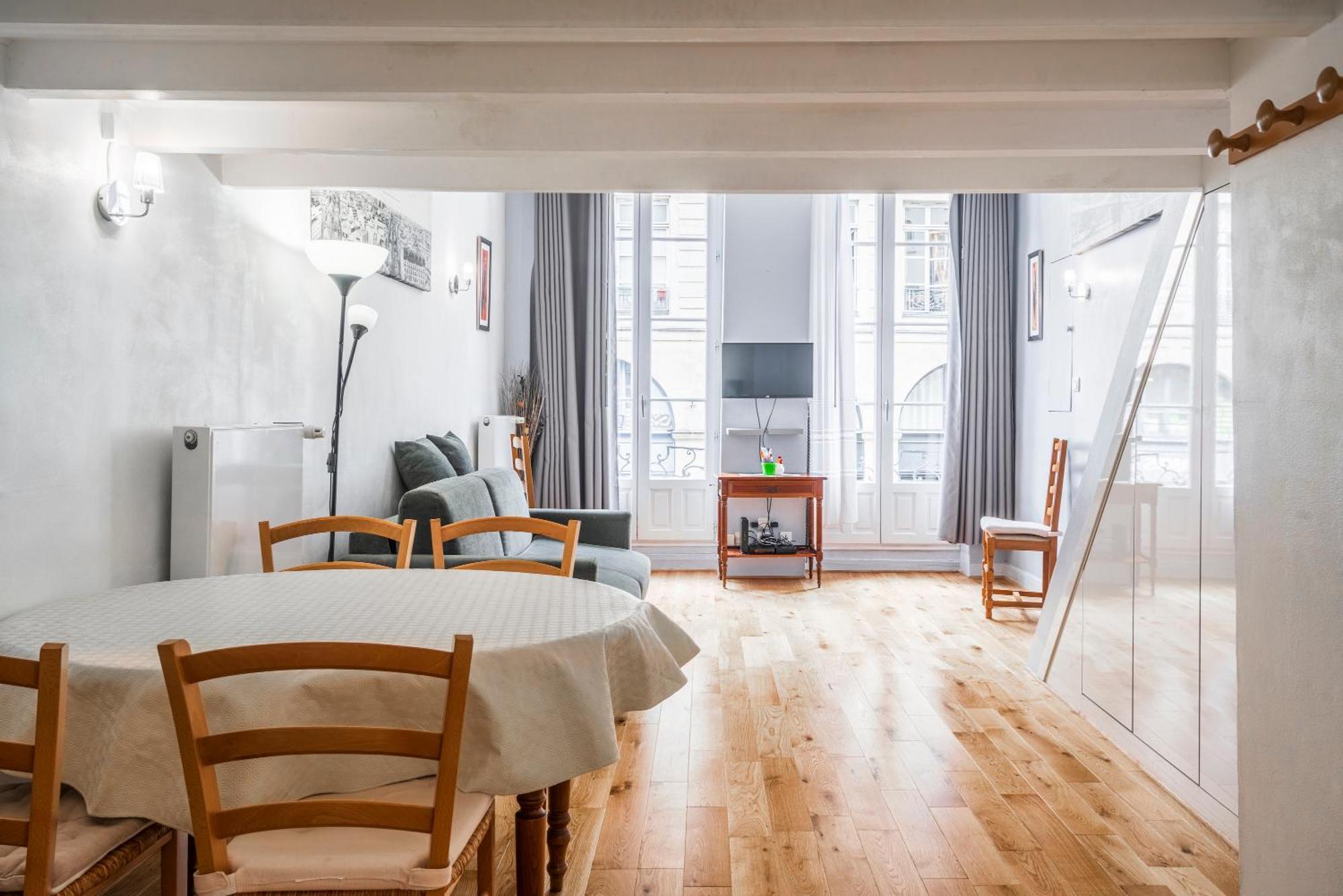 Apartment Louvre Chatelet *